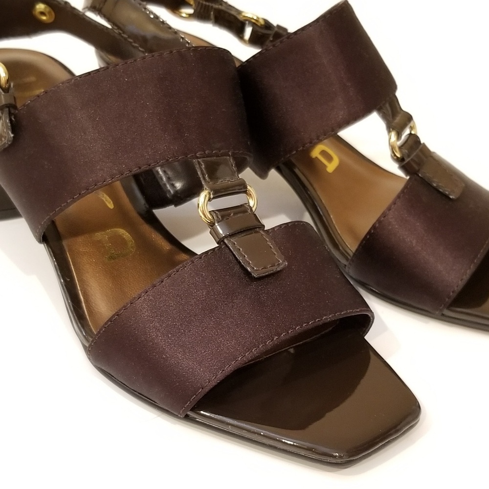 UNISA Open Toe Shoes